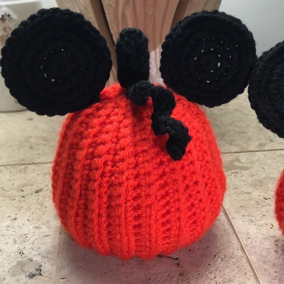 Fall Crochet Mouse Ear Pumpkin Set - Picture 4 of 5